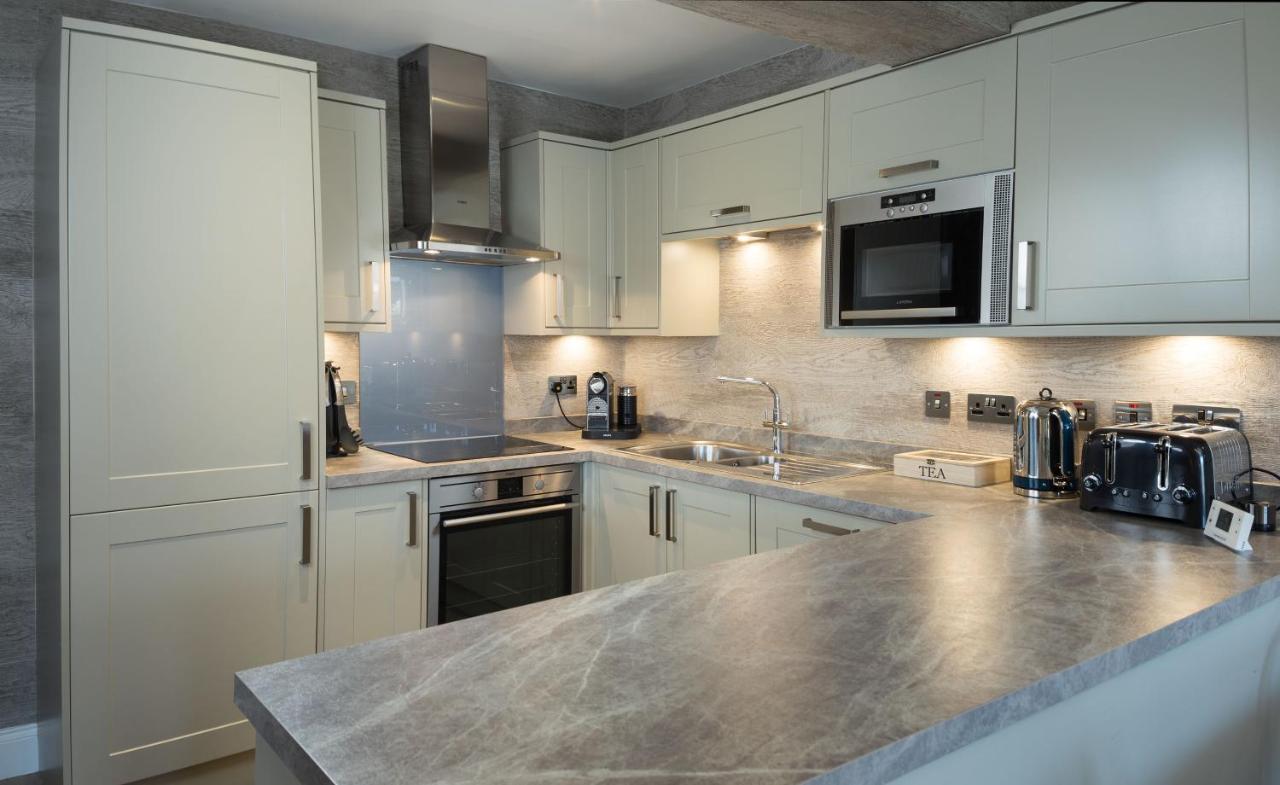 Kirklea Island Suites Тарбърт Екстериор снимка