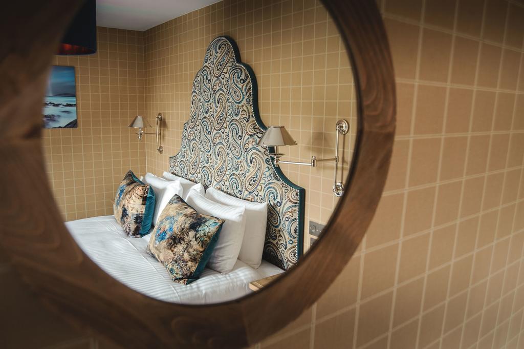 Kirklea Island Suites Тарбърт Екстериор снимка